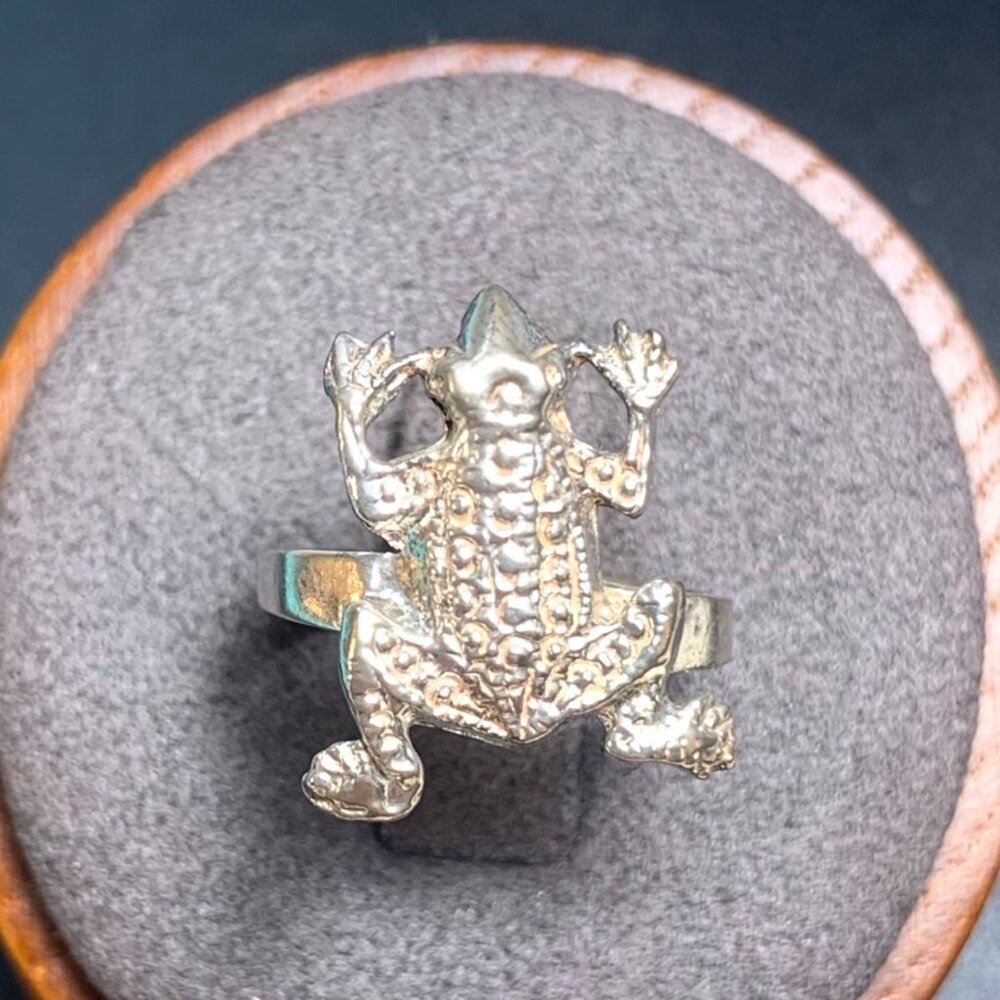 Cute Tree Frog Ring 16mm Wide Ring Vintage Solid Sterling Silver 925 Size 4.75